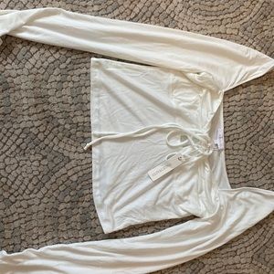 Olivaceous white long sleeve